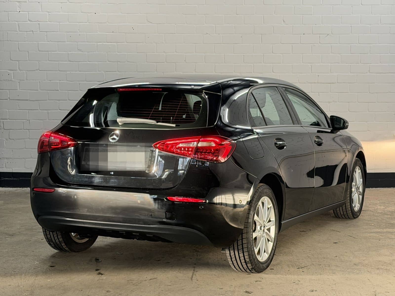 Mercedes-Benz A 250 e 8G-DCT / Spurhalteassistent foto 8