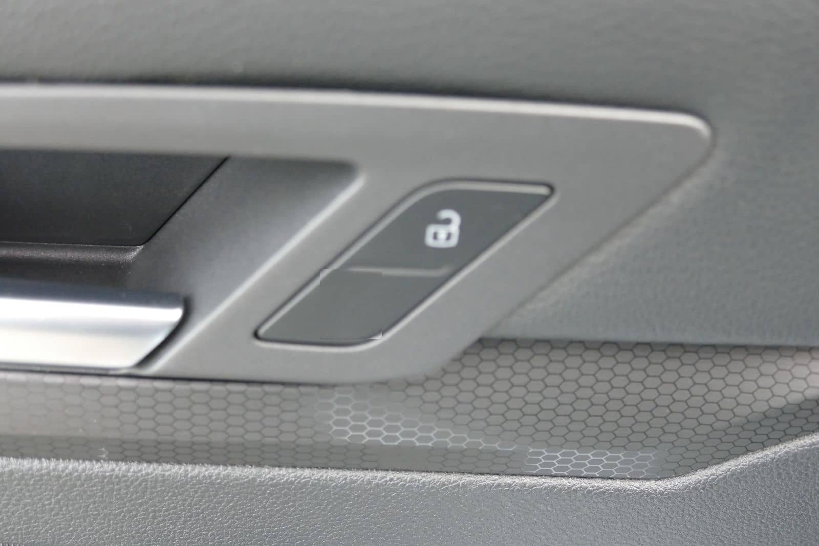 Volkswagen Golf VIII 2.0 GTI Clubsport DSG LED Navi ACC DAB foto 24