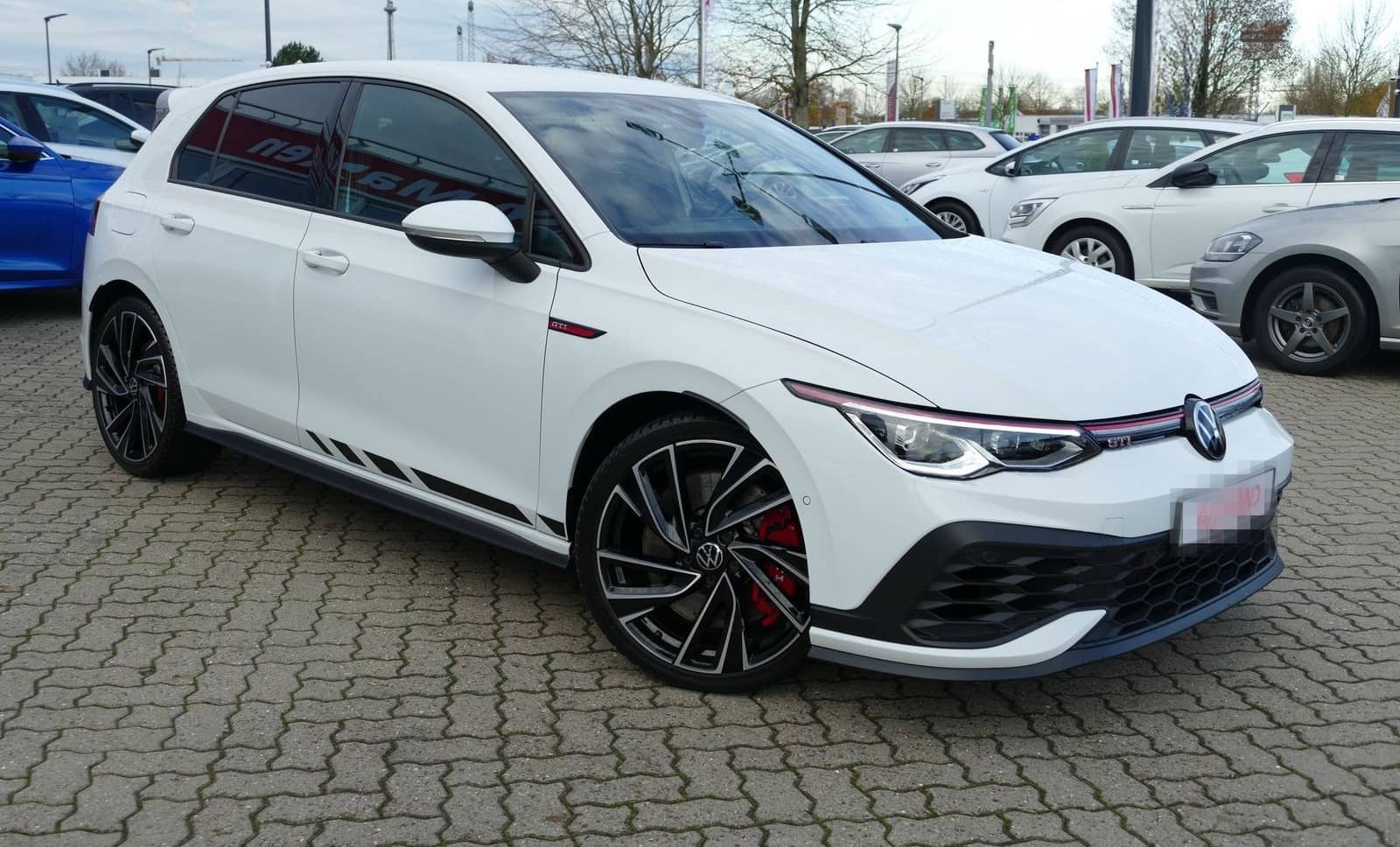 Volkswagen Golf VIII 2.0 GTI Clubsport DSG LED Navi ACC DAB foto 6