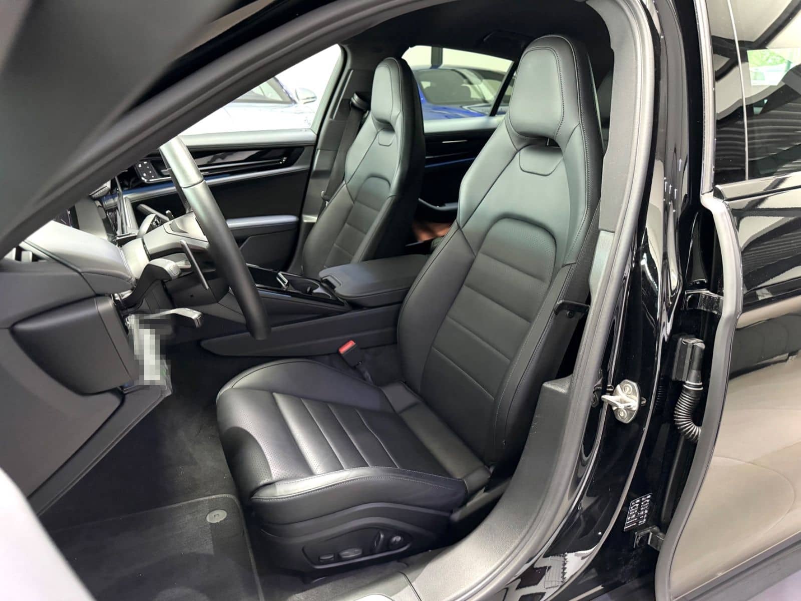 Porsche PANAMERA 4 PASM HEAD-UP 360°CAM BOSE MATRIX 19" foto 17