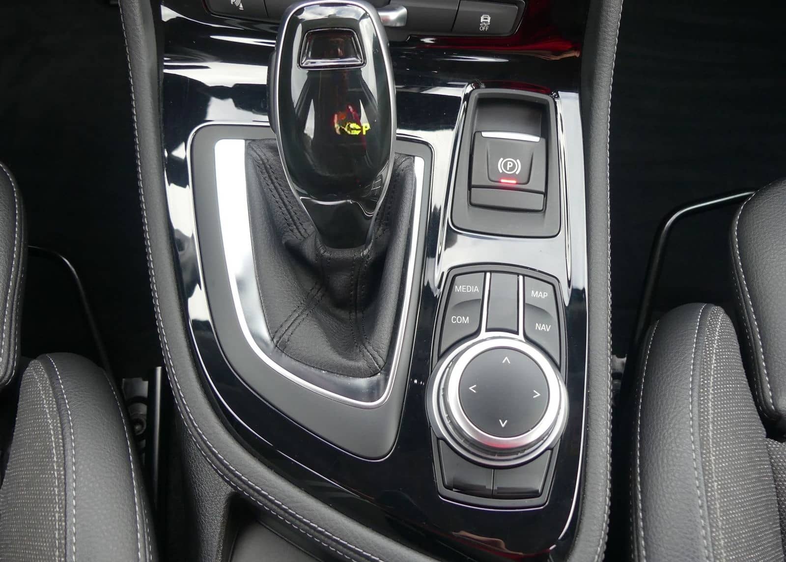 BMW 220 Active Tourer LED Navi Kamera Sitzheizung PD foto 17