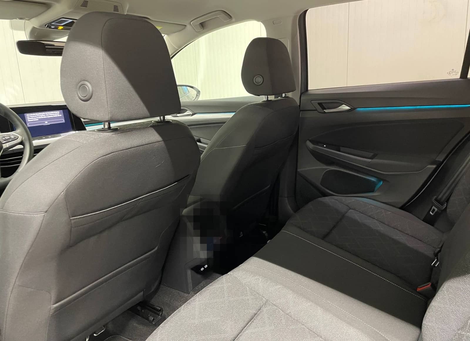 Volkswagen Golf VIII Life 1.0 eTSI DSG RFK NAVI ACC SHZ foto 22