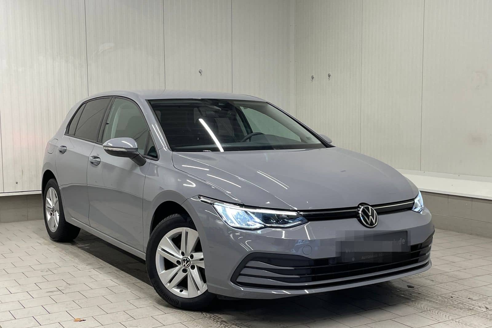 Volkswagen Golf VIII Life 1.0 eTSI DSG RFK NAVI ACC SHZ foto 8