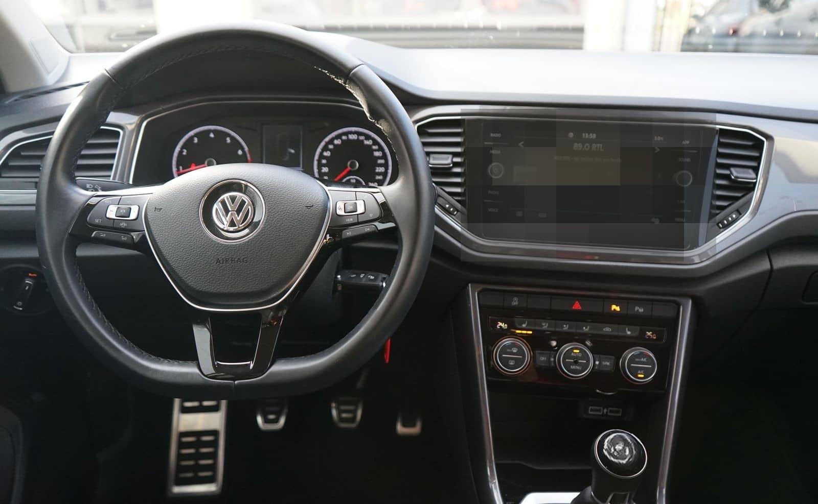 Volkswagen T-Roc 1.5 TSI IQ.DRIVE Sitzheizung Kamera PDC foto 10
