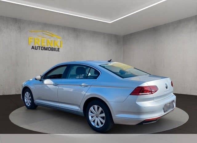 Volkswagen Passat Lim. Business foto 8
