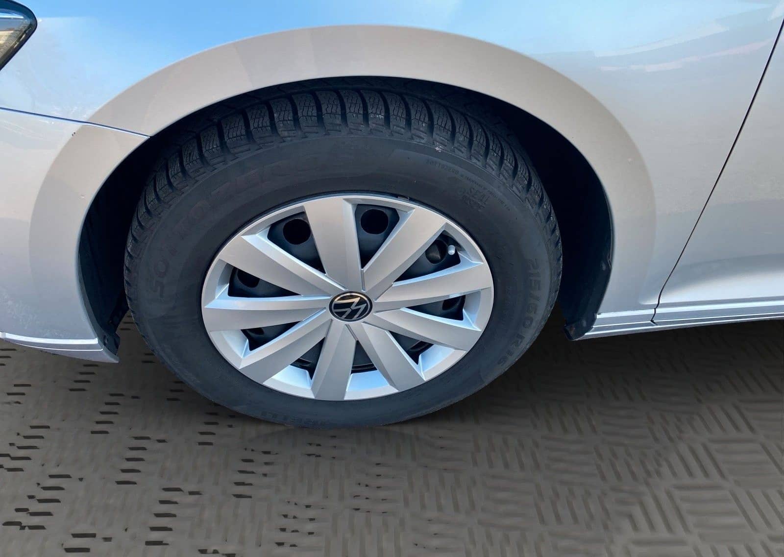 Volkswagen Passat Lim. Business foto 9