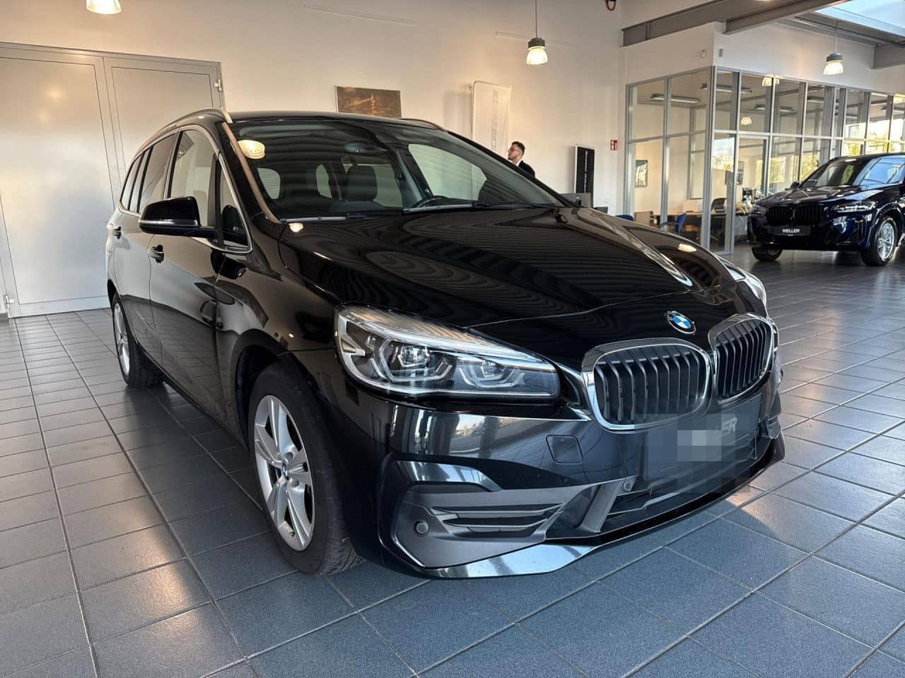 BMW 220d Gran Tourer Advantage Nav LED DrAs PaAs SHZ foto 4