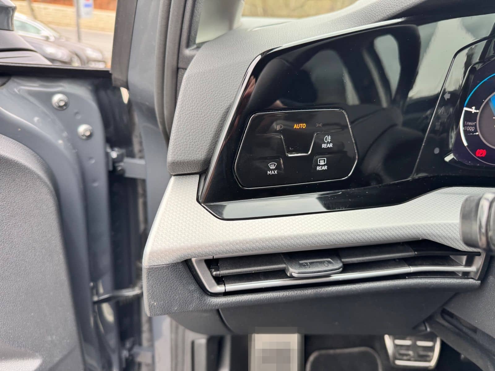 Volkswagen Golf VIII Lim MOVE*LED*KAMERA*StHz*NANI* foto 11