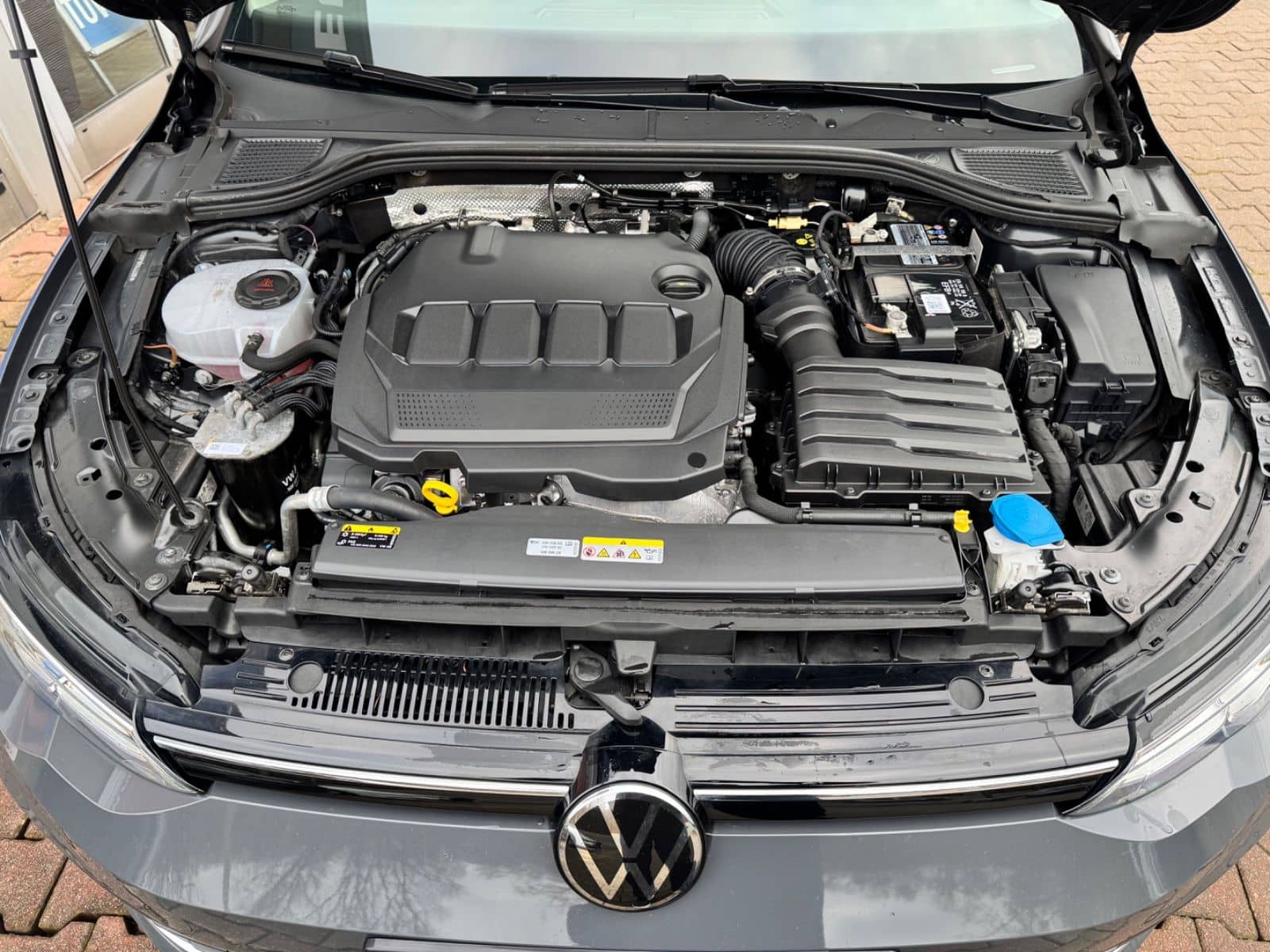 Volkswagen Golf VIII Lim MOVE*LED*KAMERA*StHz*NANI* foto 22