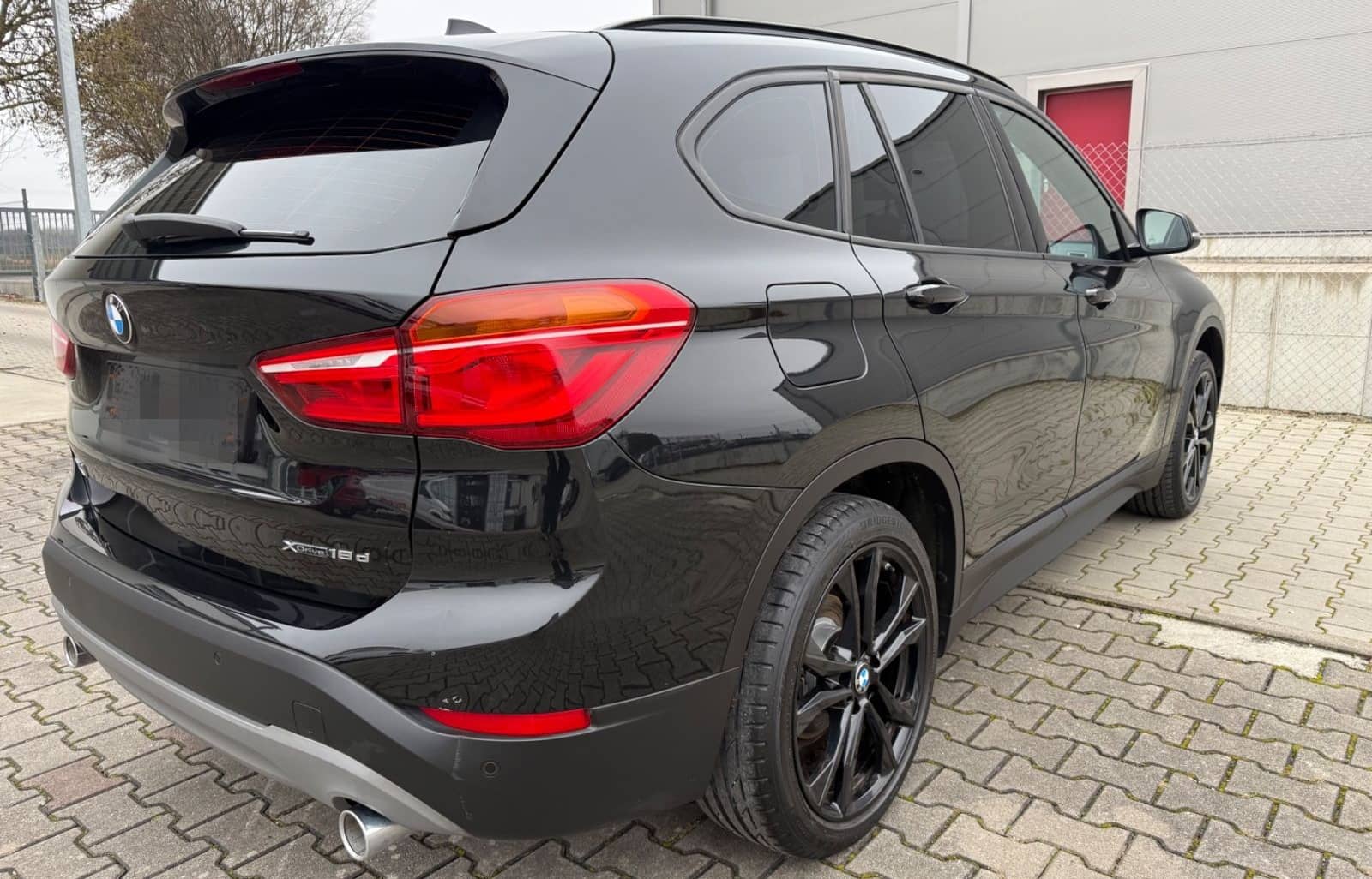 BMW X1 xDrive 18 d Advantage LED*NAVI*AUT*KLIMAAUT* foto 5