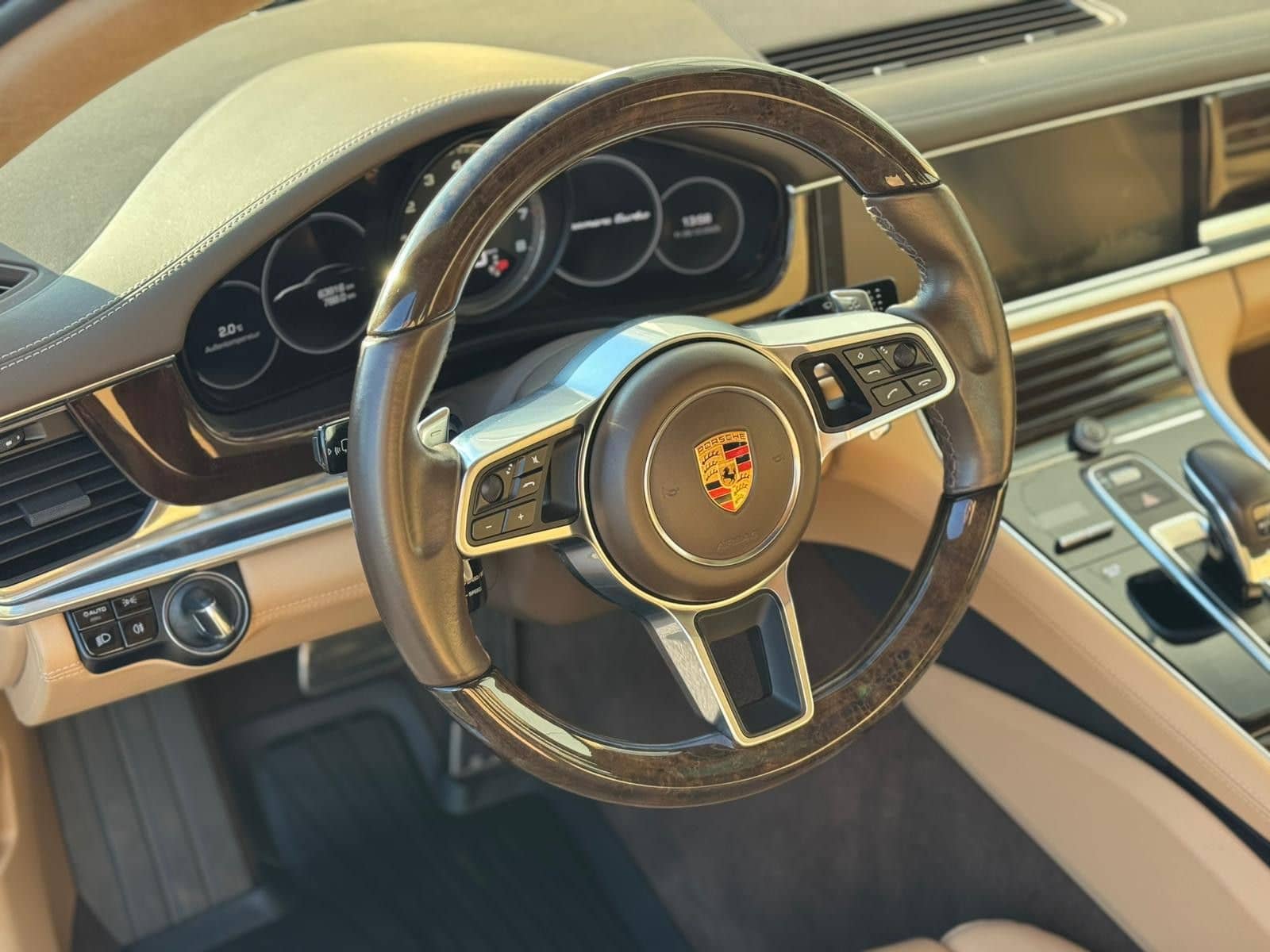 Porsche Panamera Turbo Pano+Matrix+Beige+360°Kam+21Zoll foto 14