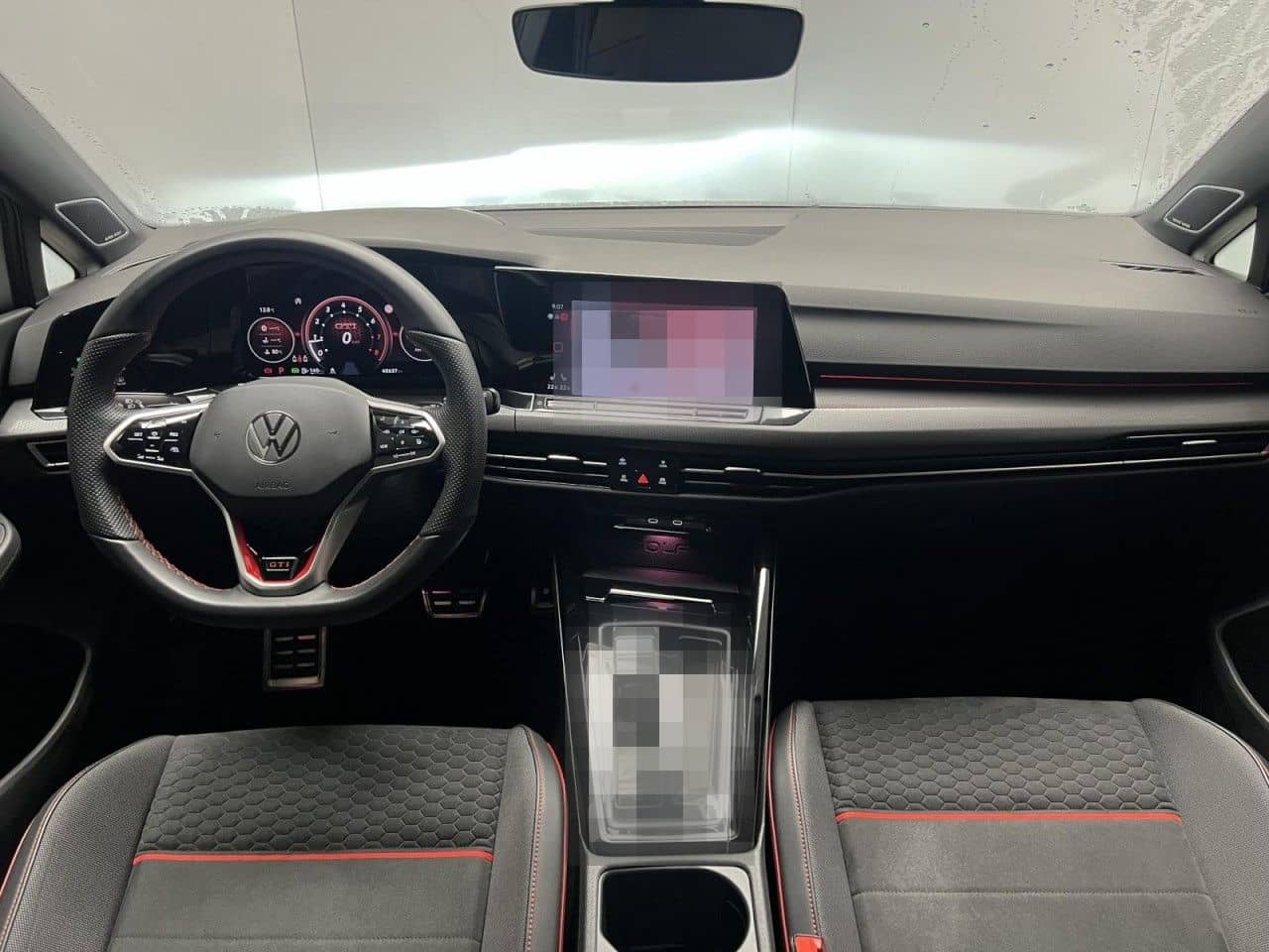 Volkswagen Golf VIII GTI Clubsport 2.0 TSI DSG Klima Navi foto 7