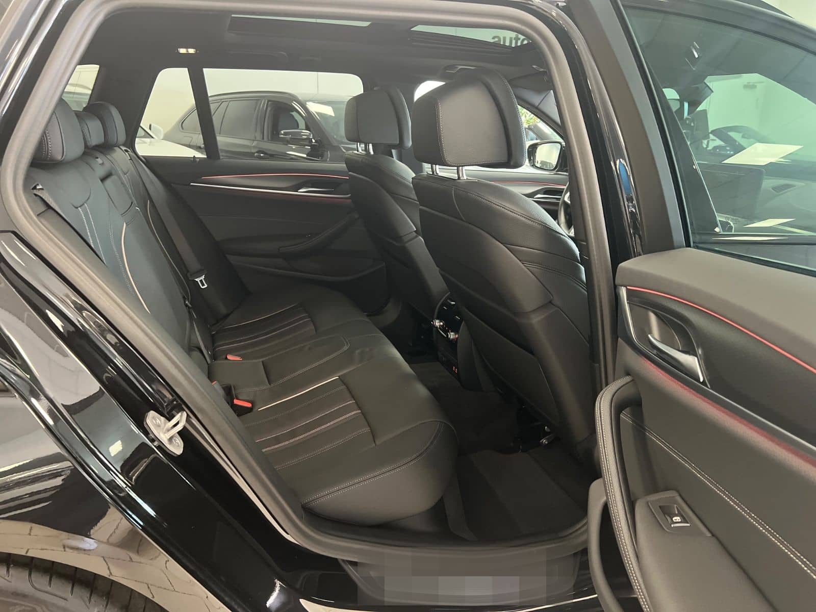 BMW 530i/Aut/LCPProf/Panor/KomfStz/P&DrivAs/M-Sport foto 23