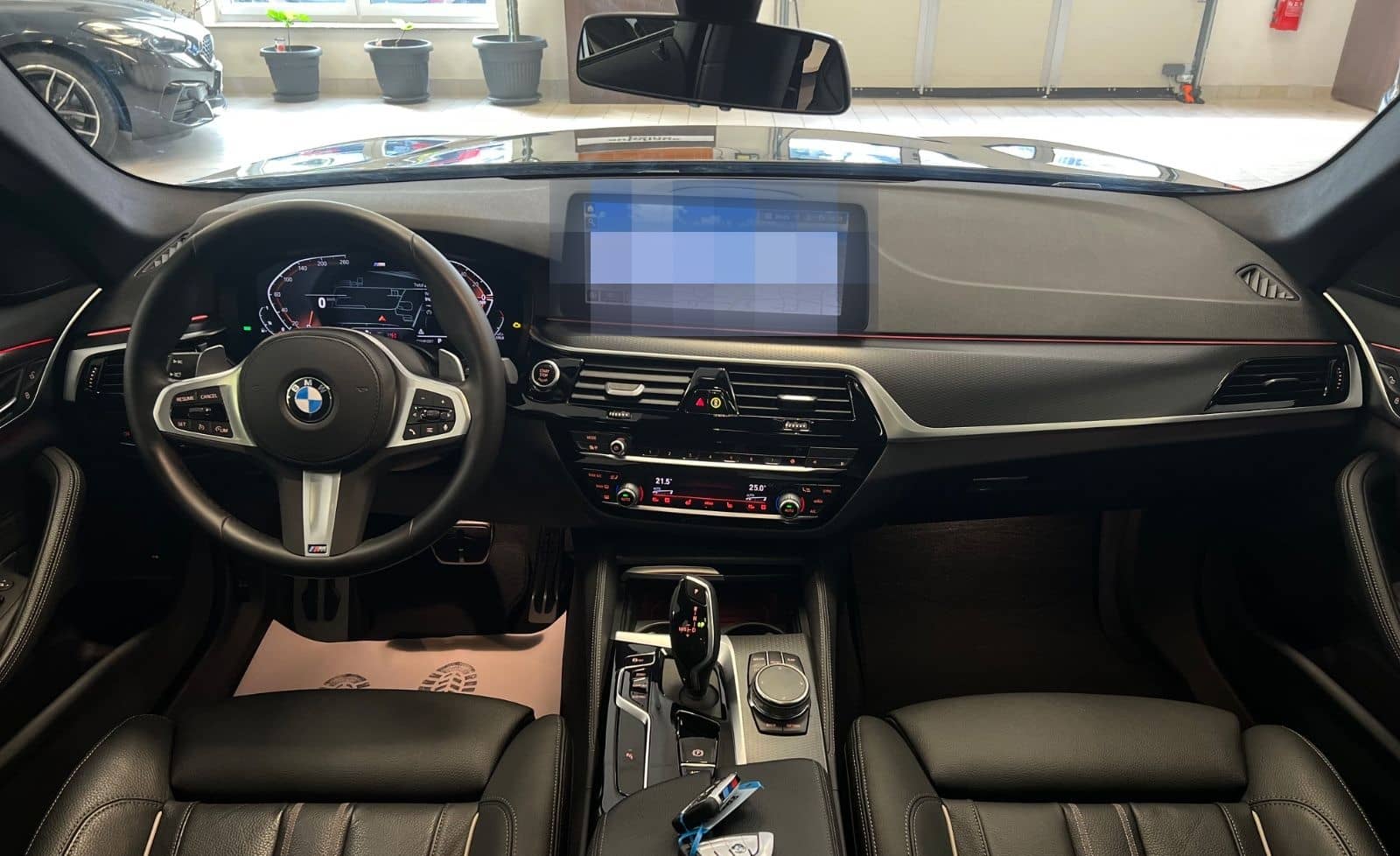 BMW 530i/Aut/LCPProf/Panor/KomfStz/P&DrivAs/M-Sport foto 4