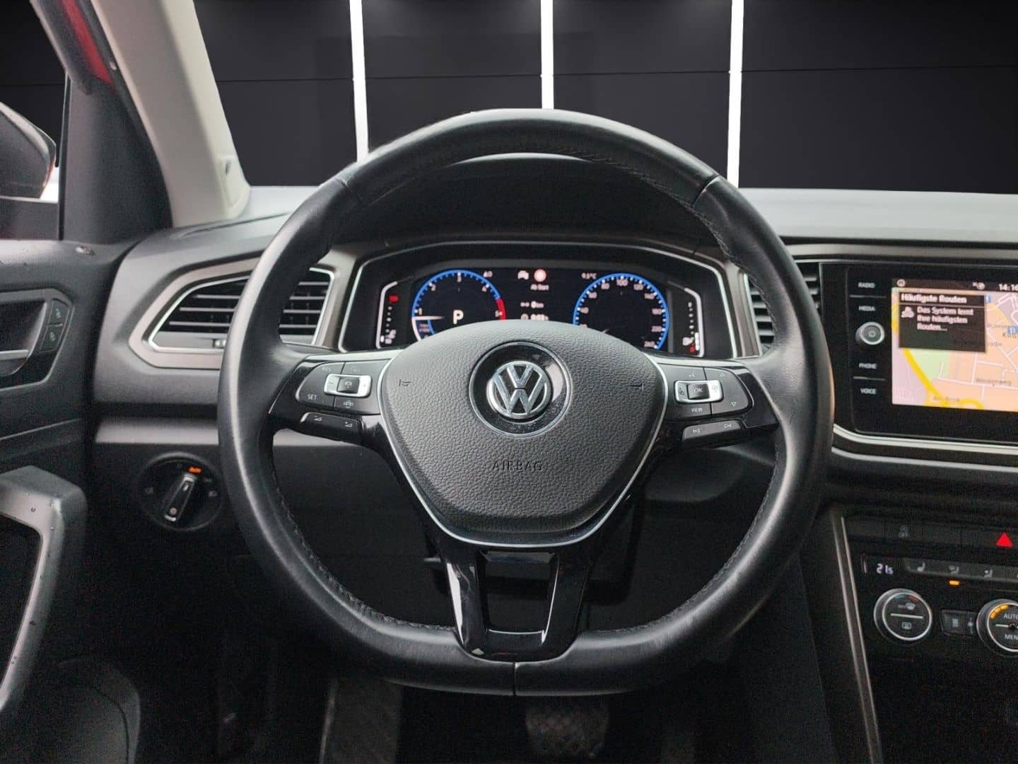 Volkswagen T-Roc Style Standheizung, Pano, Navi, RFK, ACC foto 6