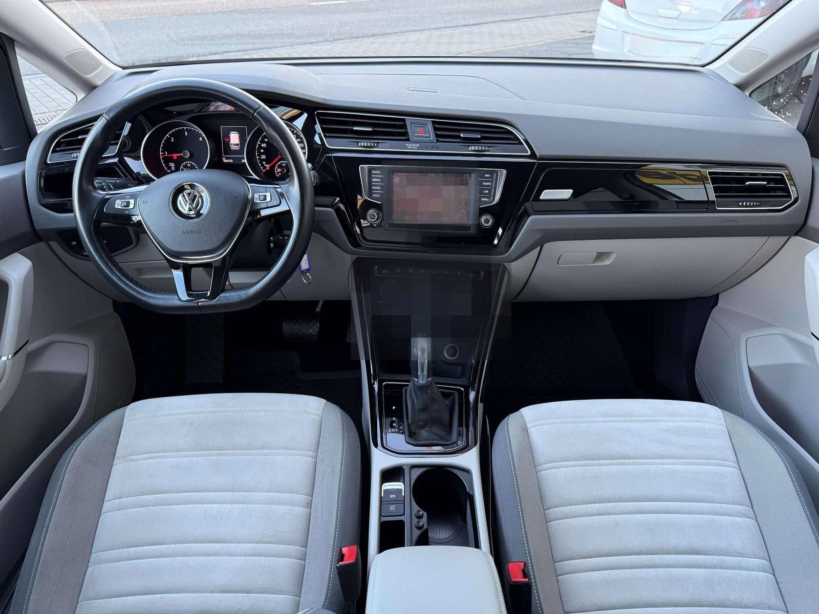 Volkswagen Touran Highline *R-LINE* LED NAVI PDC SITZHZG AL foto 9