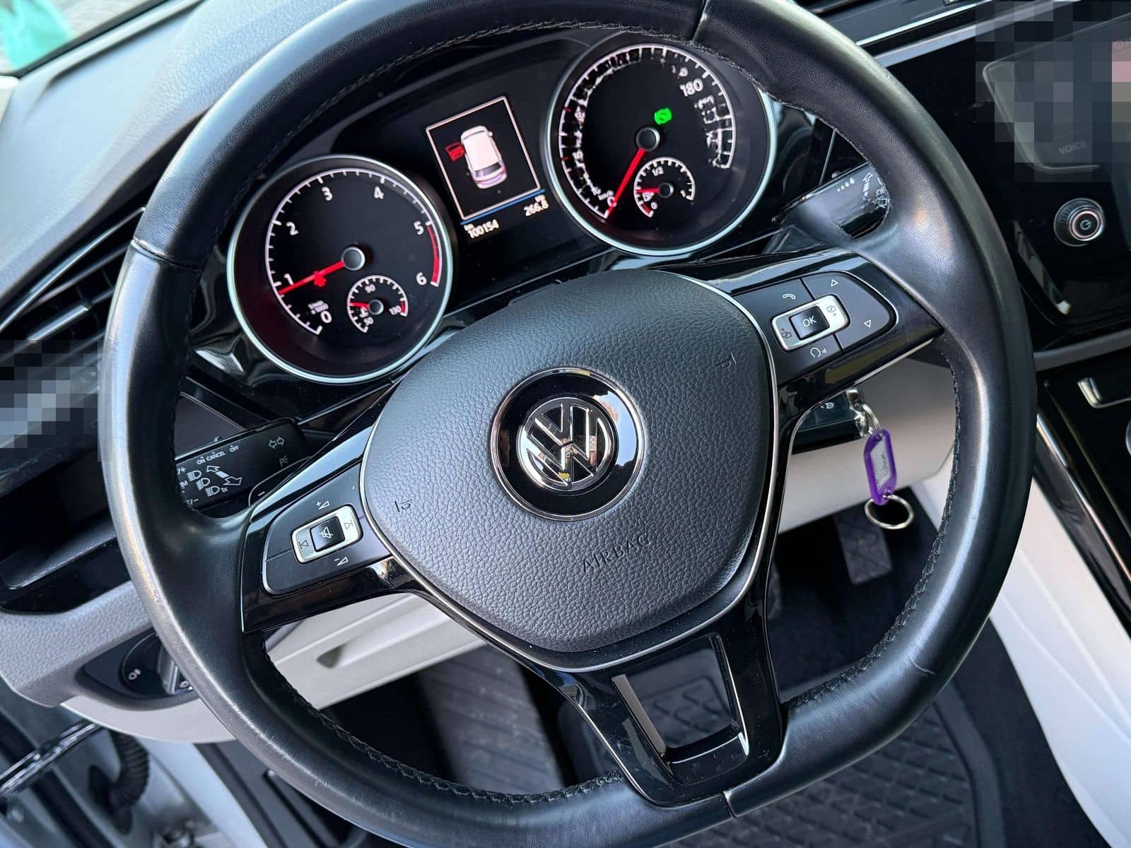 Volkswagen Touran Highline *R-LINE* LED NAVI PDC SITZHZG AL foto 10