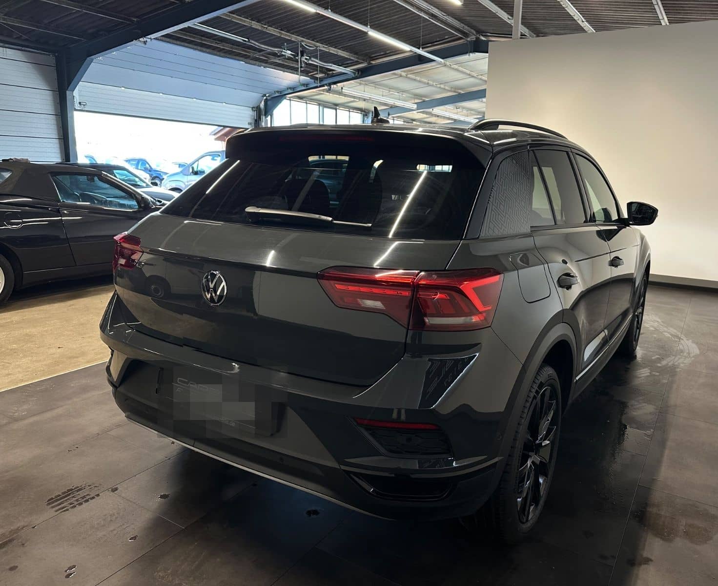 Volkswagen T-Roc 2.0 TDI DSG **R-Sport Paket** foto 4