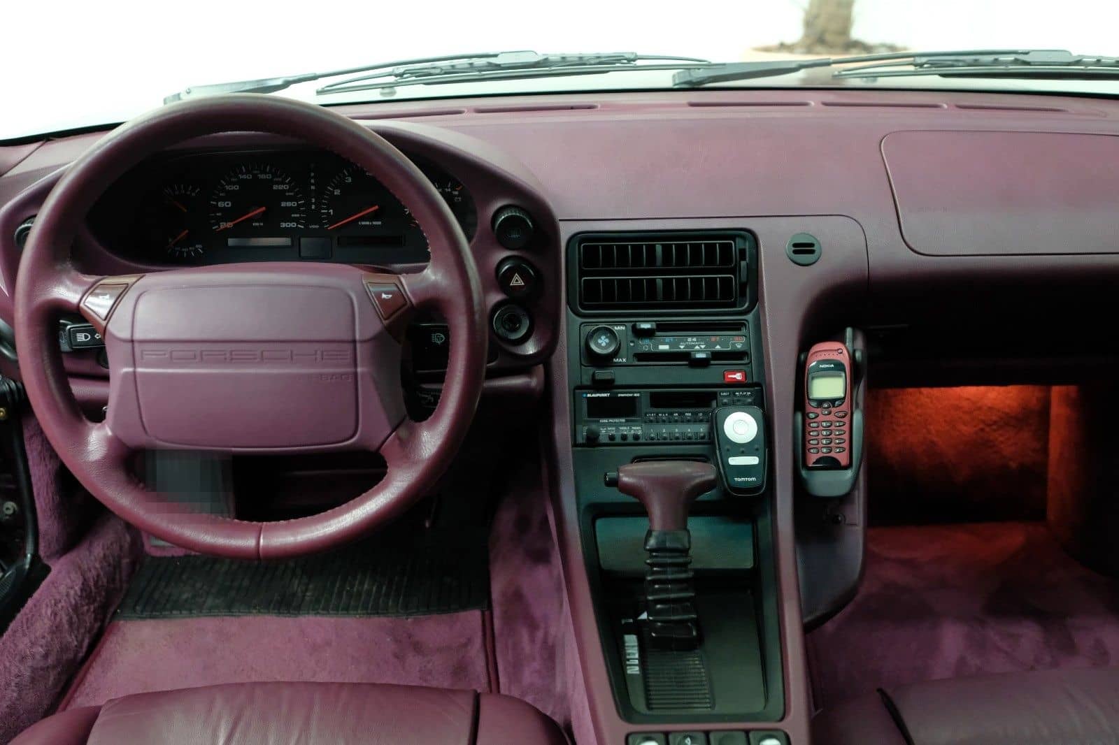 Porsche 928 GTS/UNIKAT/DT.AUSLIEFERUNG/1.HAND foto 15