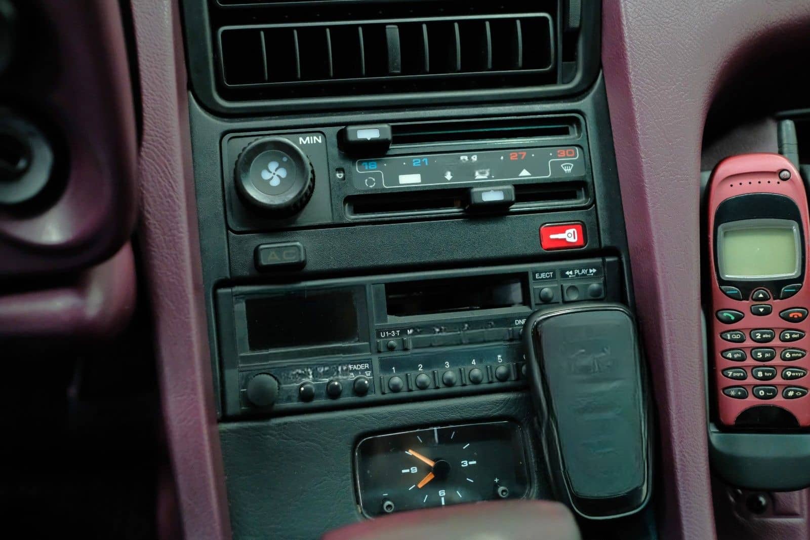 Porsche 928 GTS/UNIKAT/DT.AUSLIEFERUNG/1.HAND foto 18