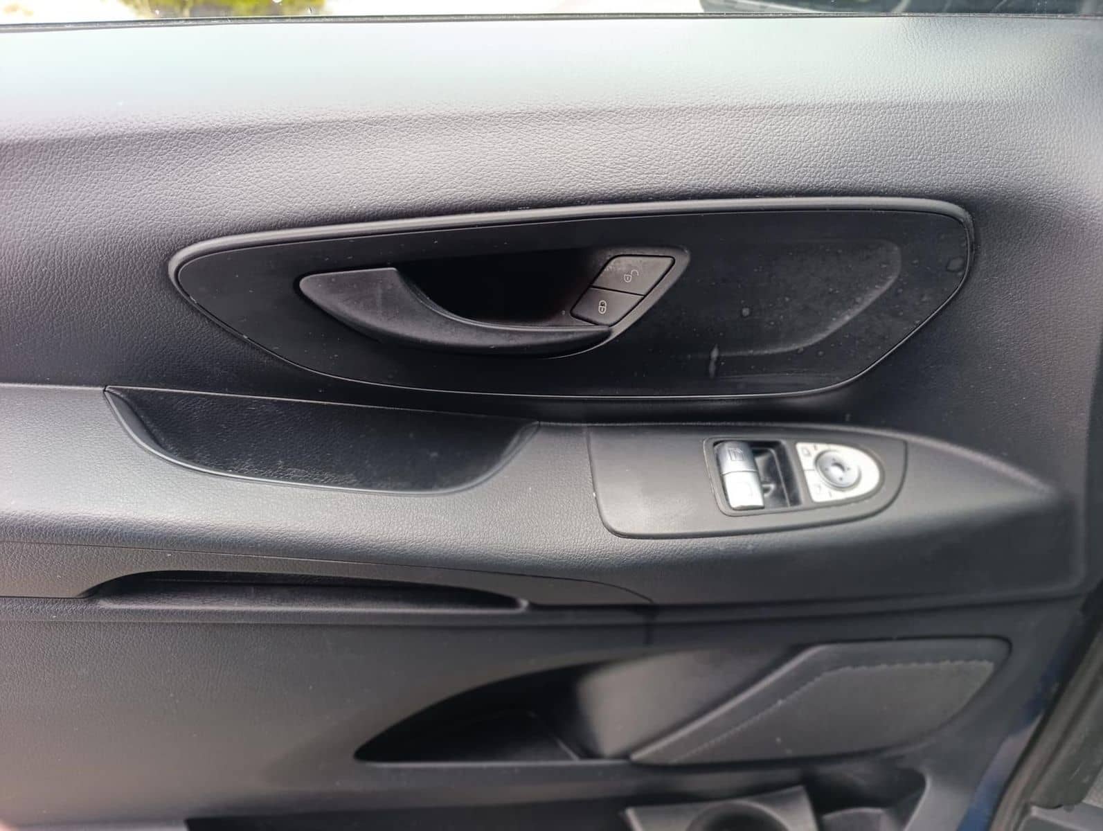 Mercedes-Benz Vito 2.0 CDI Tourer Extranlang RFK Allwetterreif foto 11