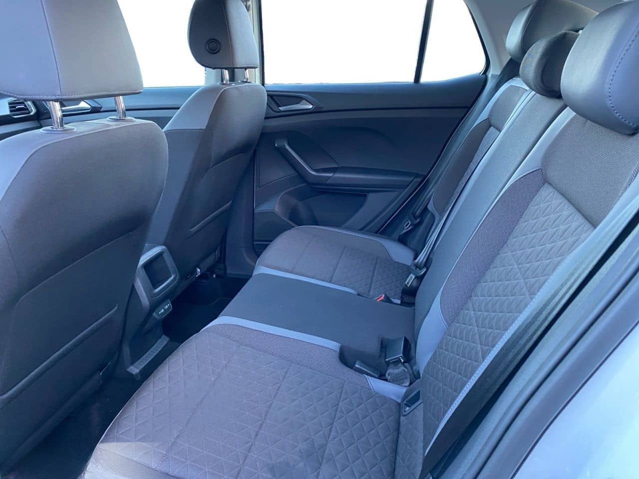 Volkswagen T-Cross 1.0 TSI DSG Style NAVI KLIMA LED PDC LM foto 9