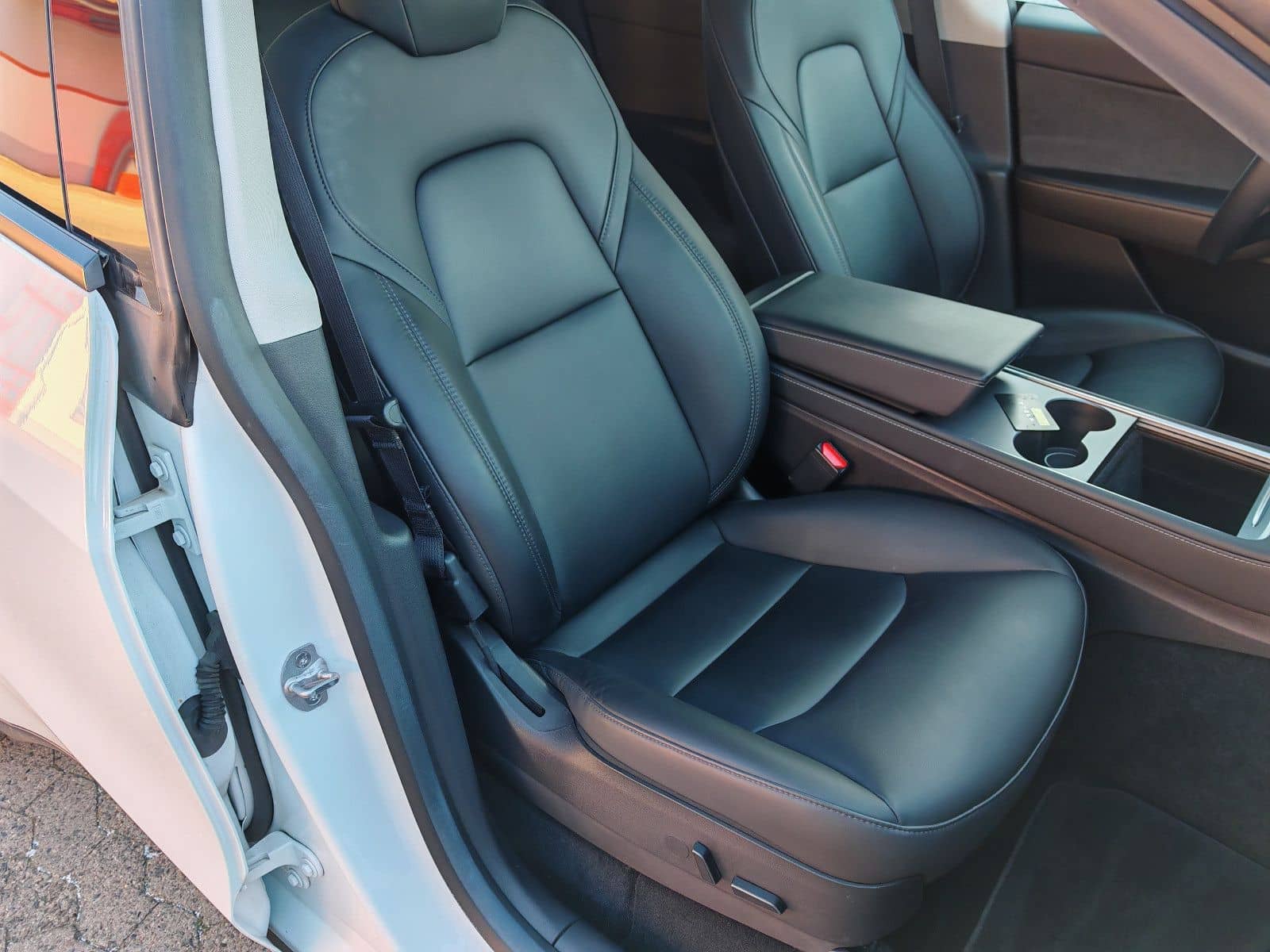 Tesla Model Y LongRange AWD / AHK foto 6