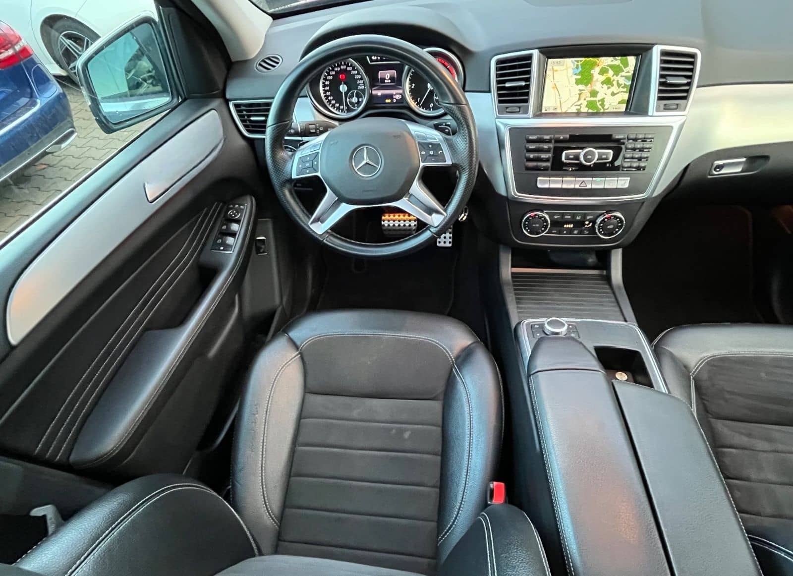 Mercedes-Benz ML 350d BlueTec AMG Int. AHK Schiebedach foto 8