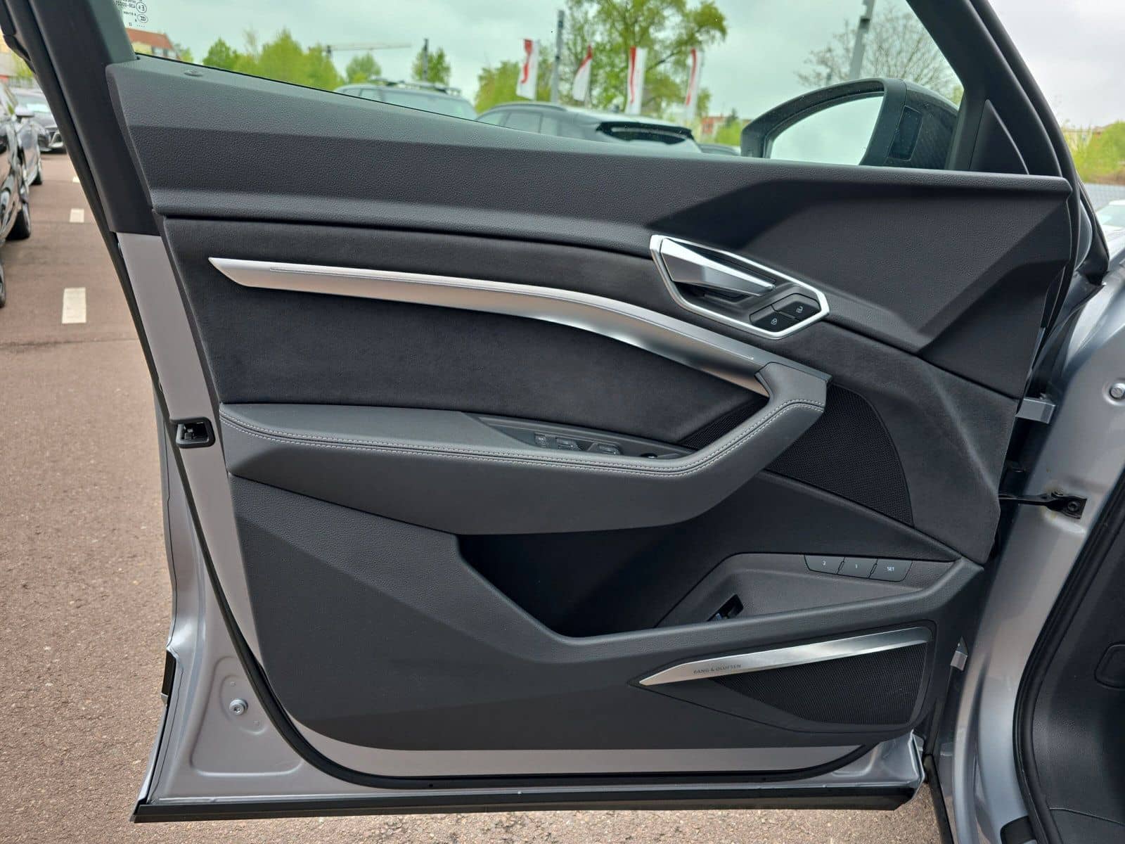 Audi e-tron Sportback 50 qu S line MATRIX AIR PANO AH foto 12