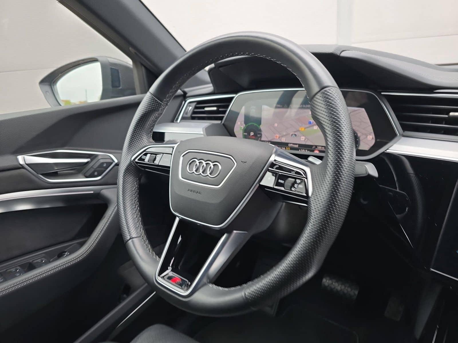Audi e-tron Sportback 50 qu S line MATRIX AIR PANO AH foto 14