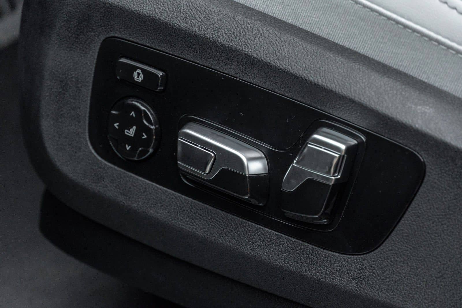 BMW X5 50e M SPORT.DR.ASS.LUFT.PANO.360°.H/K.AHK.22" foto 20