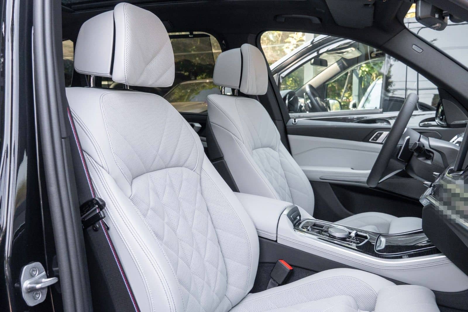 BMW X5 50e M SPORT.DR.ASS.LUFT.PANO.360°.H/K.AHK.22" foto 24