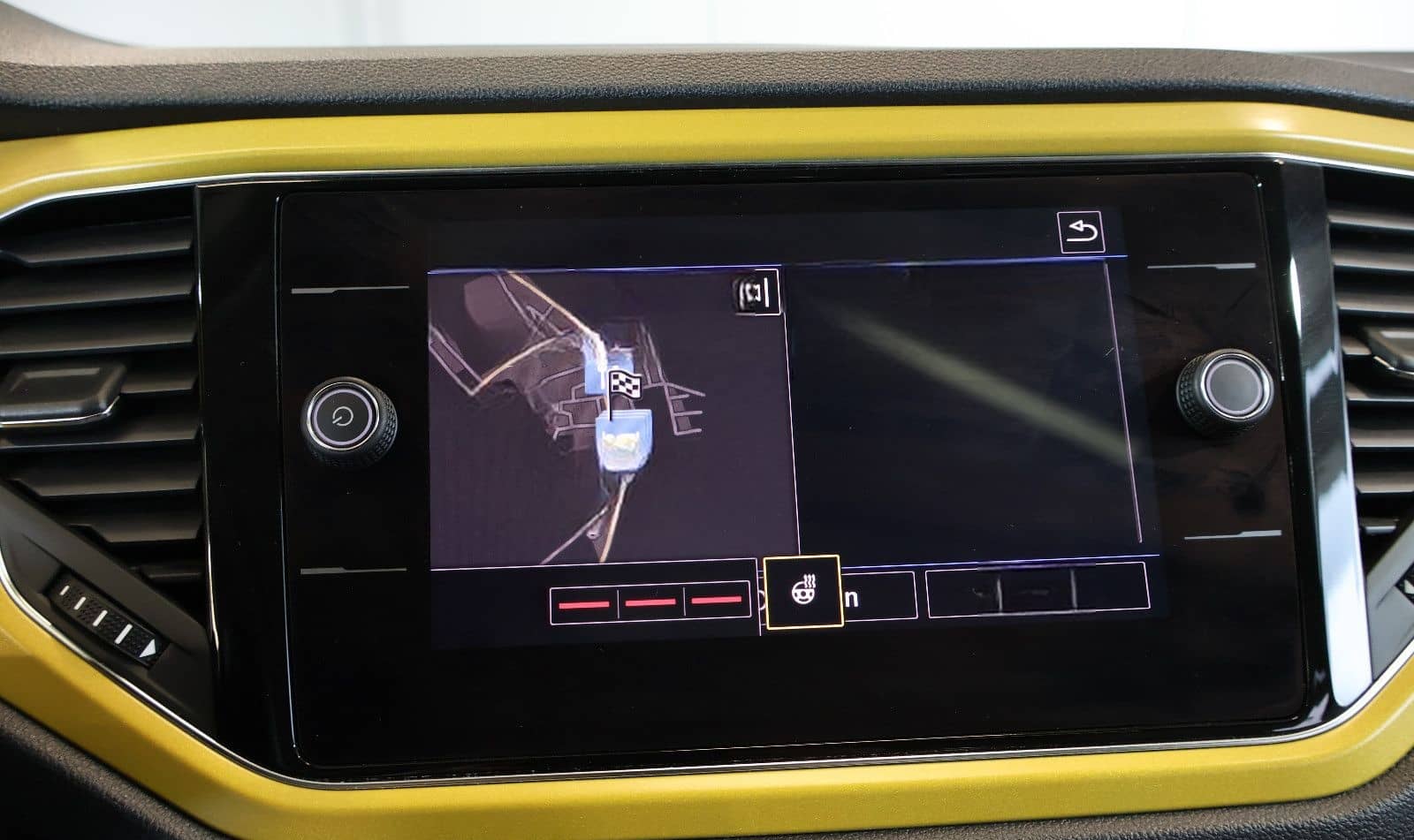 Volkswagen T-Roc 2.0 TDI Style 4M BEATS+AID+KEY+LED+PANO foto 8