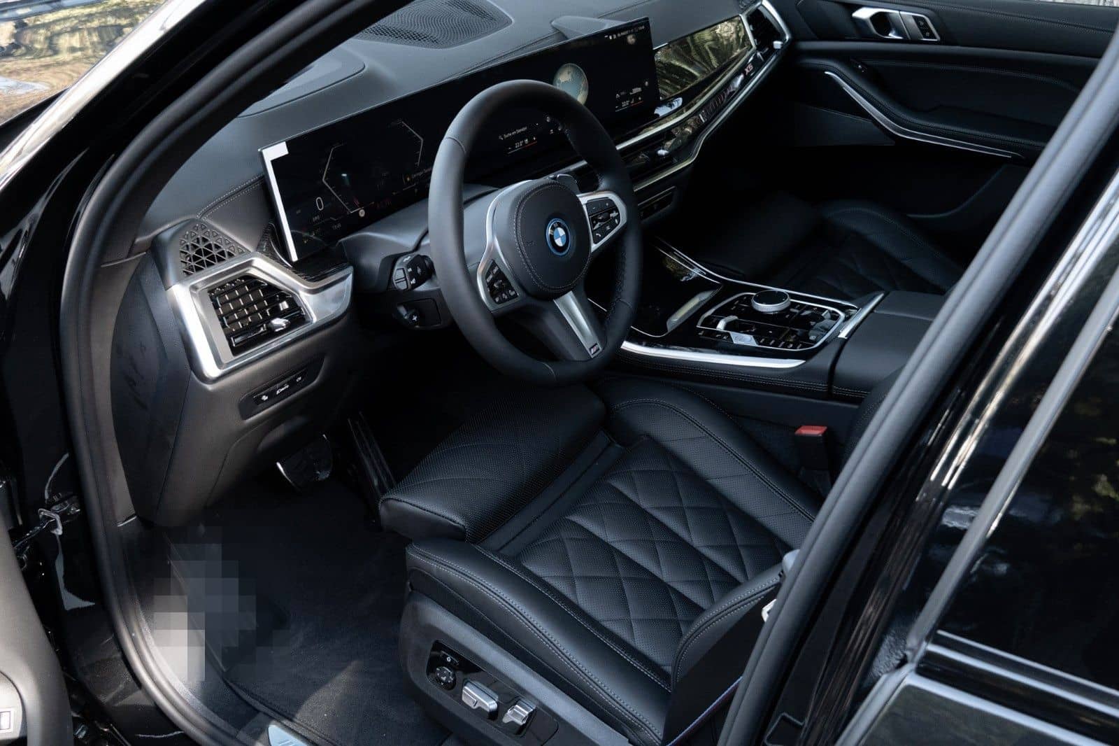 BMW X5 50e M SPORT.LUFTF.PANO.DR.ASS.PRO.360.AHK.22" foto 10