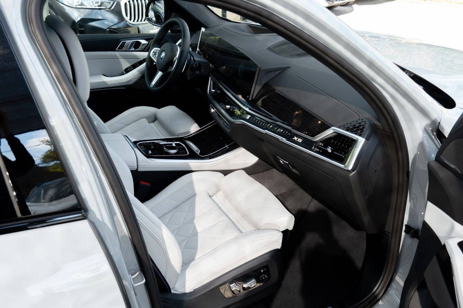 BMW X5 50e M SPORT.LUFTF.PANO.DR.ASS.PRO.360.H/K.AHK foto 13