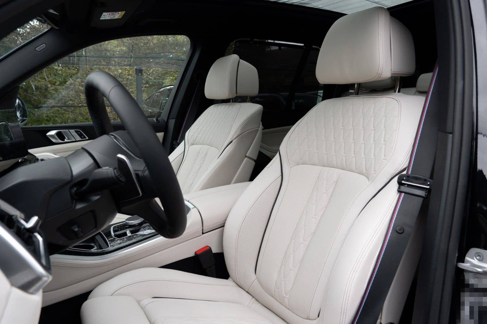 BMW X5 50e M SPORT.LUFTF.PANO.DR.ASS.PRO.4ZONEN.AHK foto 11