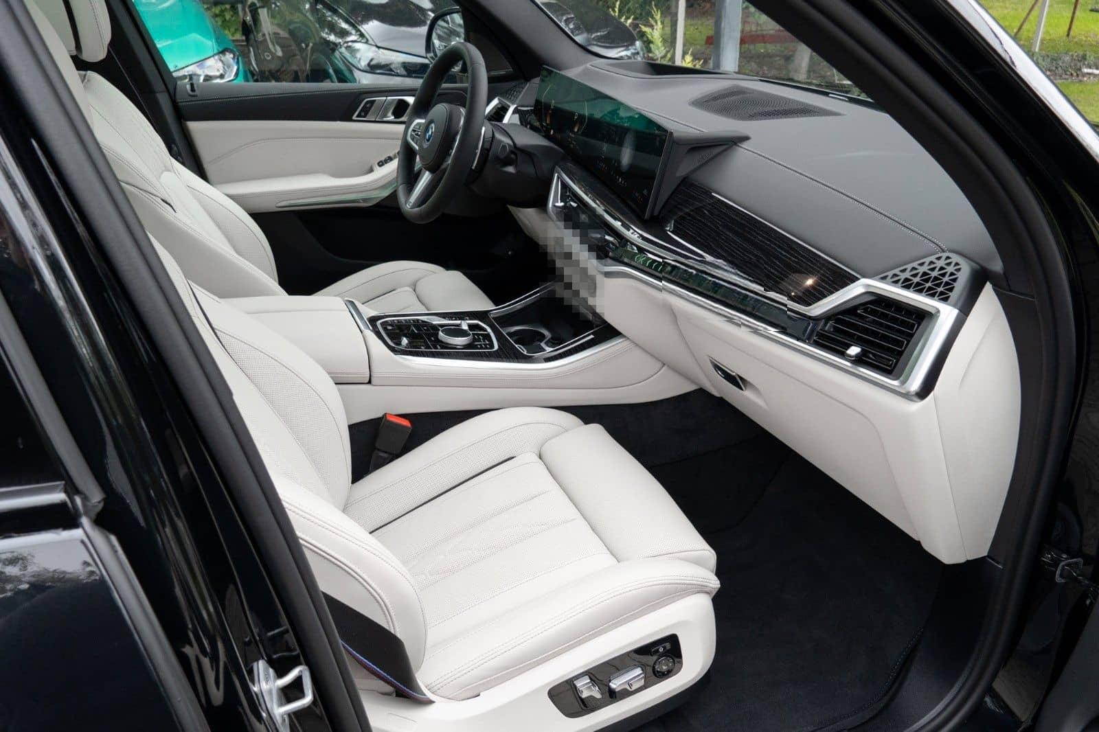 BMW X5 50e M SPORT.LUFTF.PANO.DR.ASS.PRO.4ZONEN.AHK foto 12