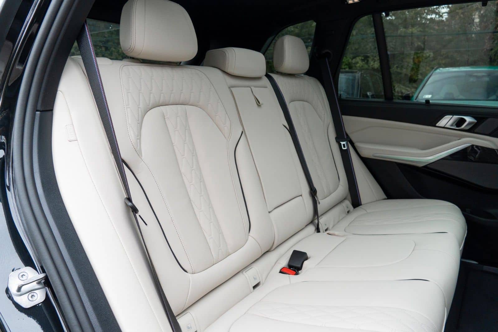 BMW X5 50e M SPORT.LUFTF.PANO.DR.ASS.PRO.4ZONEN.AHK foto 16