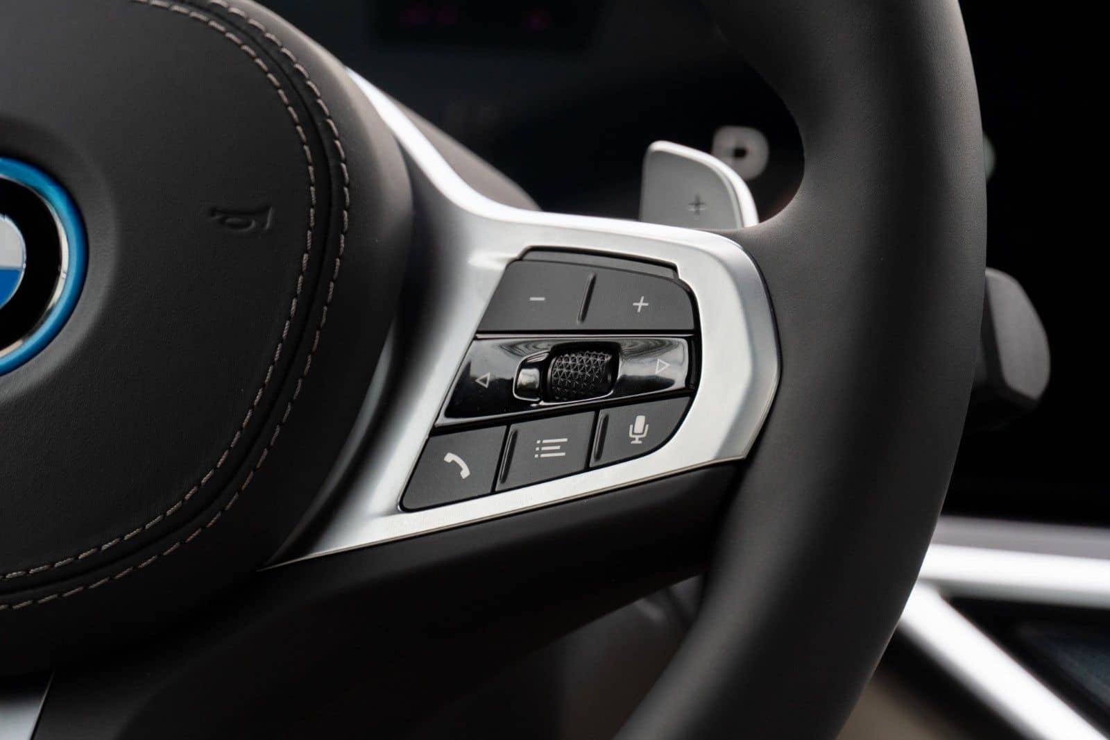 BMW X5 50e M SPORT.LUFTF.PANO.DR.ASS.PRO.4ZONEN.AHK foto 24