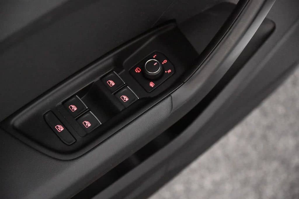 Audi A1 30 TFSI S-line Sportback *1.Hand*Navi* foto 17