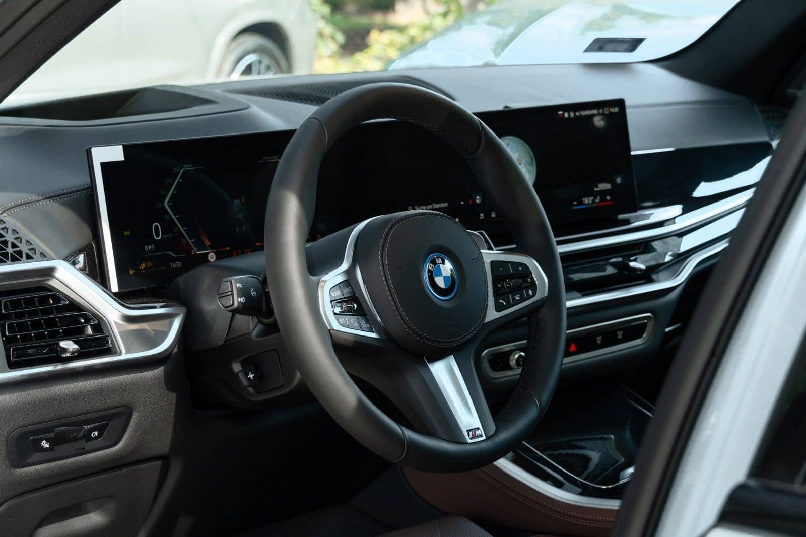 BMW X5 50e M Sport LUFTF.PANO.LHZ.HUD.H/K.360°.AHK foto 12