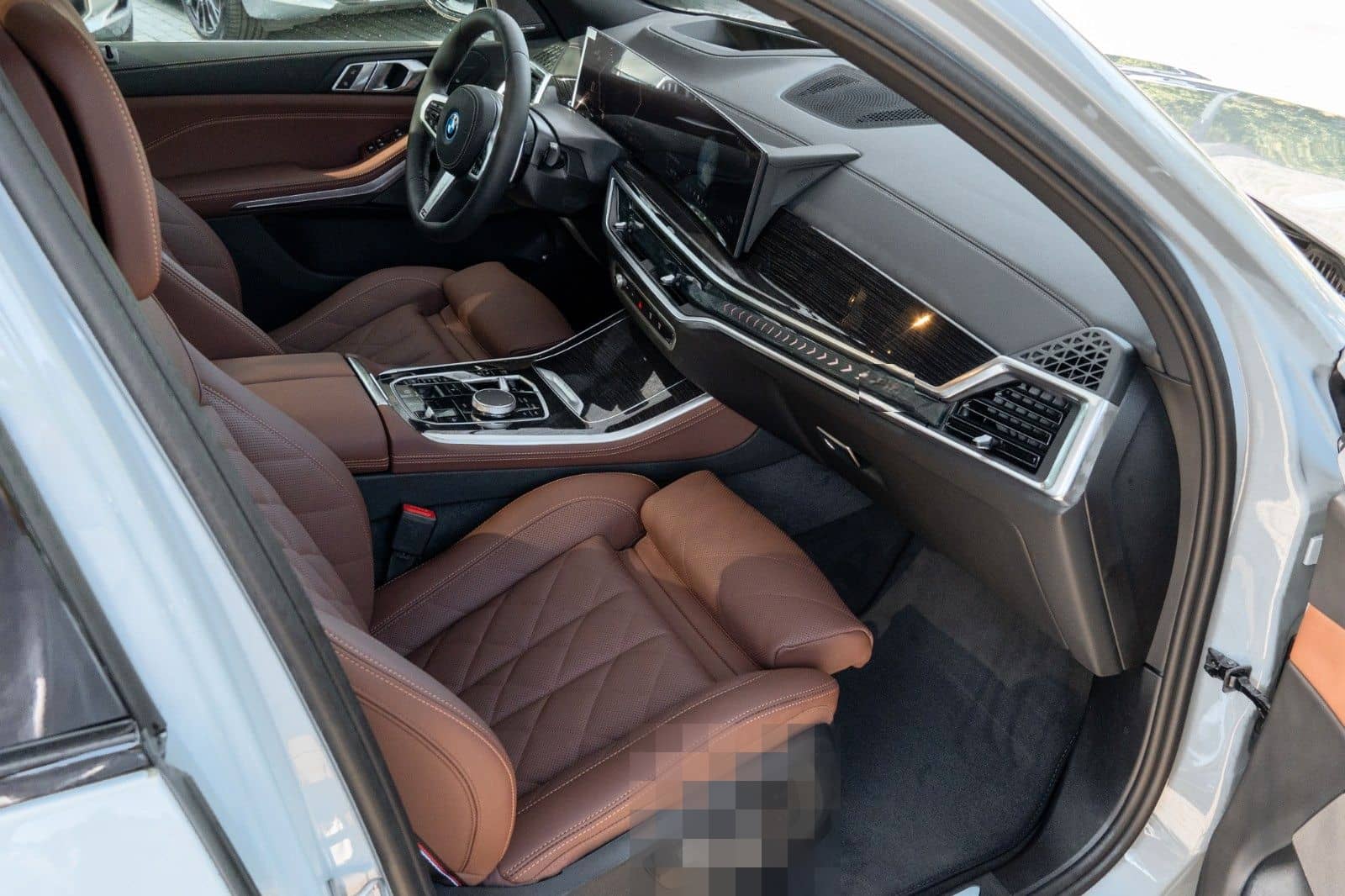 BMW X5 50e M Sport LUFTF.PANO.LHZ.HUD.H/K.360°.AHK foto 25