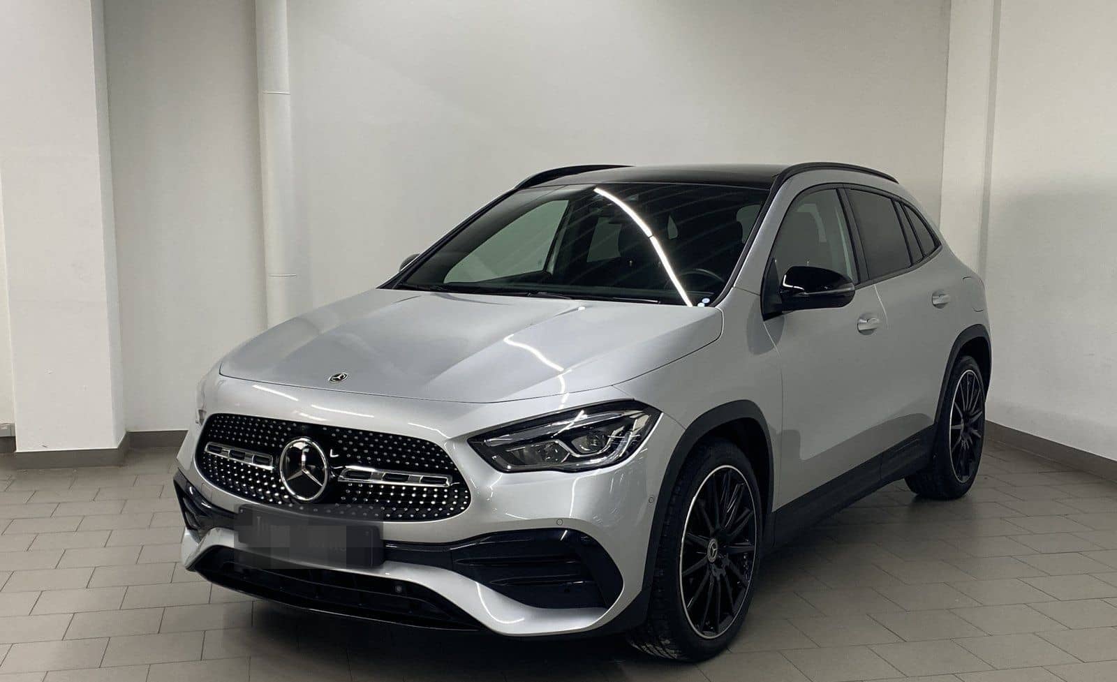 Mercedes-Benz GLA 200 d 4M AMG NIGHT+20"AMG+PANO+DIST+KAM+AMBI foto 5