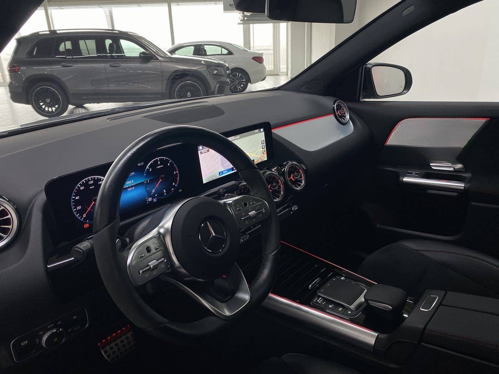 Mercedes-Benz GLA 200 d 4M AMG NIGHT+20"AMG+PANO+DIST+KAM+AMBI foto 6