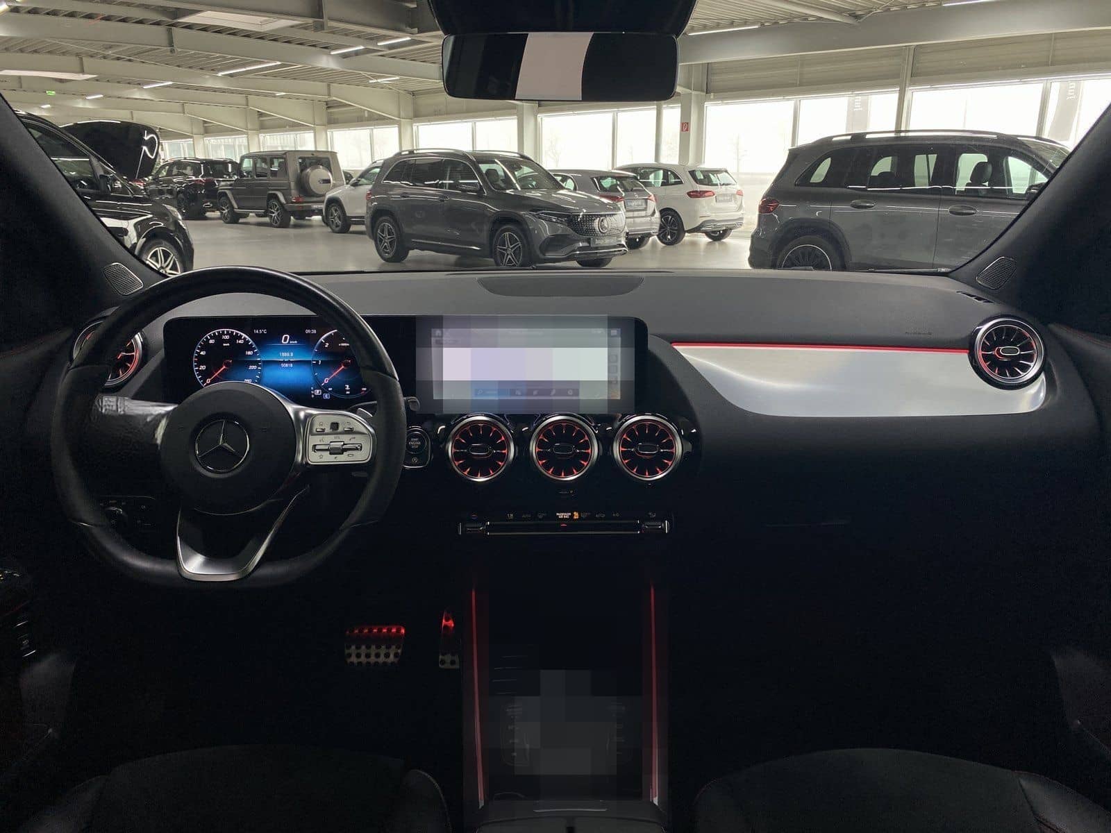 Mercedes-Benz GLA 200 d 4M AMG NIGHT+20"AMG+PANO+DIST+KAM+AMBI foto 7