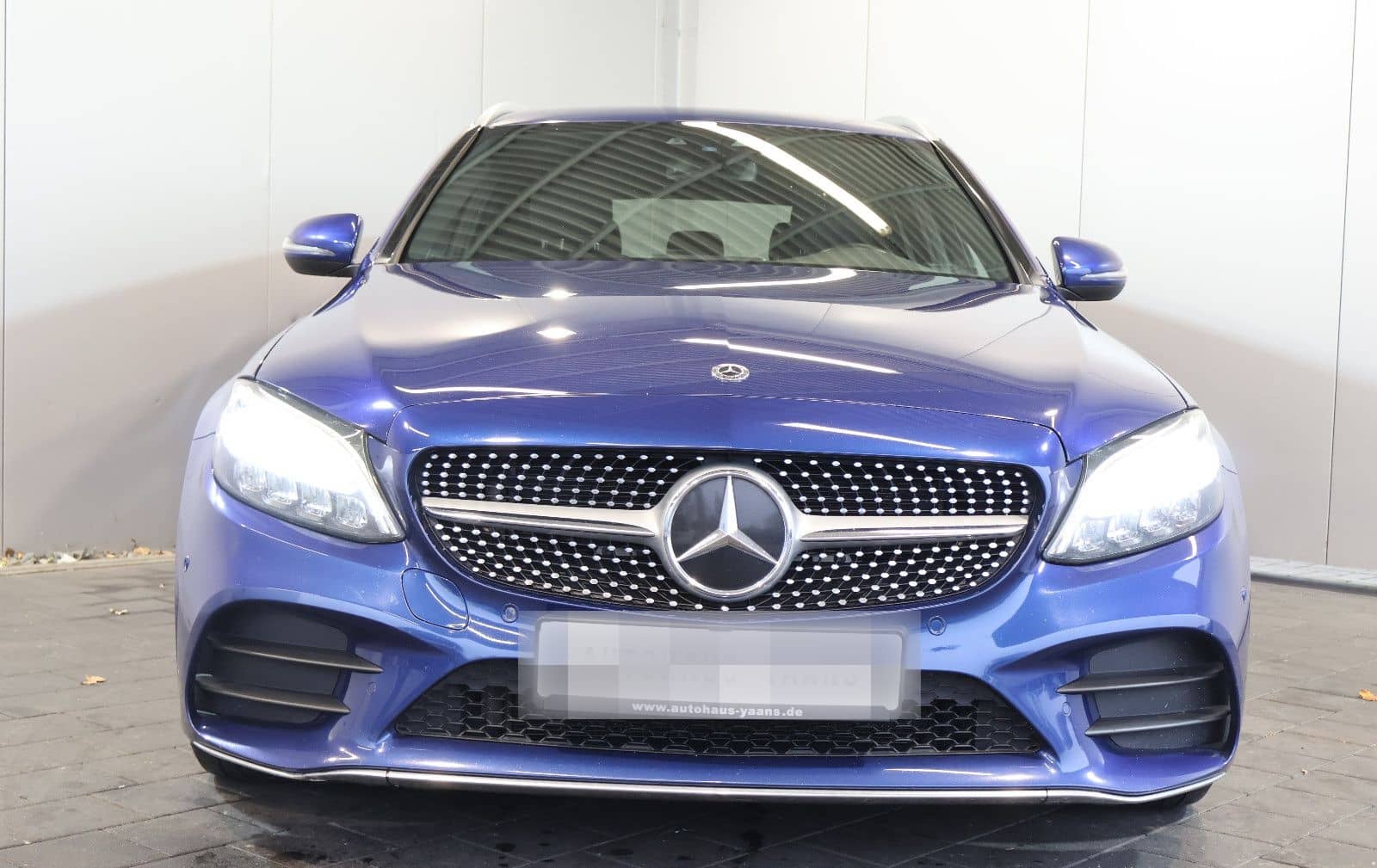 Mercedes-Benz C 300 T d AMG Line WIDE+DISTRONIC+LED+BURMESTER foto 2