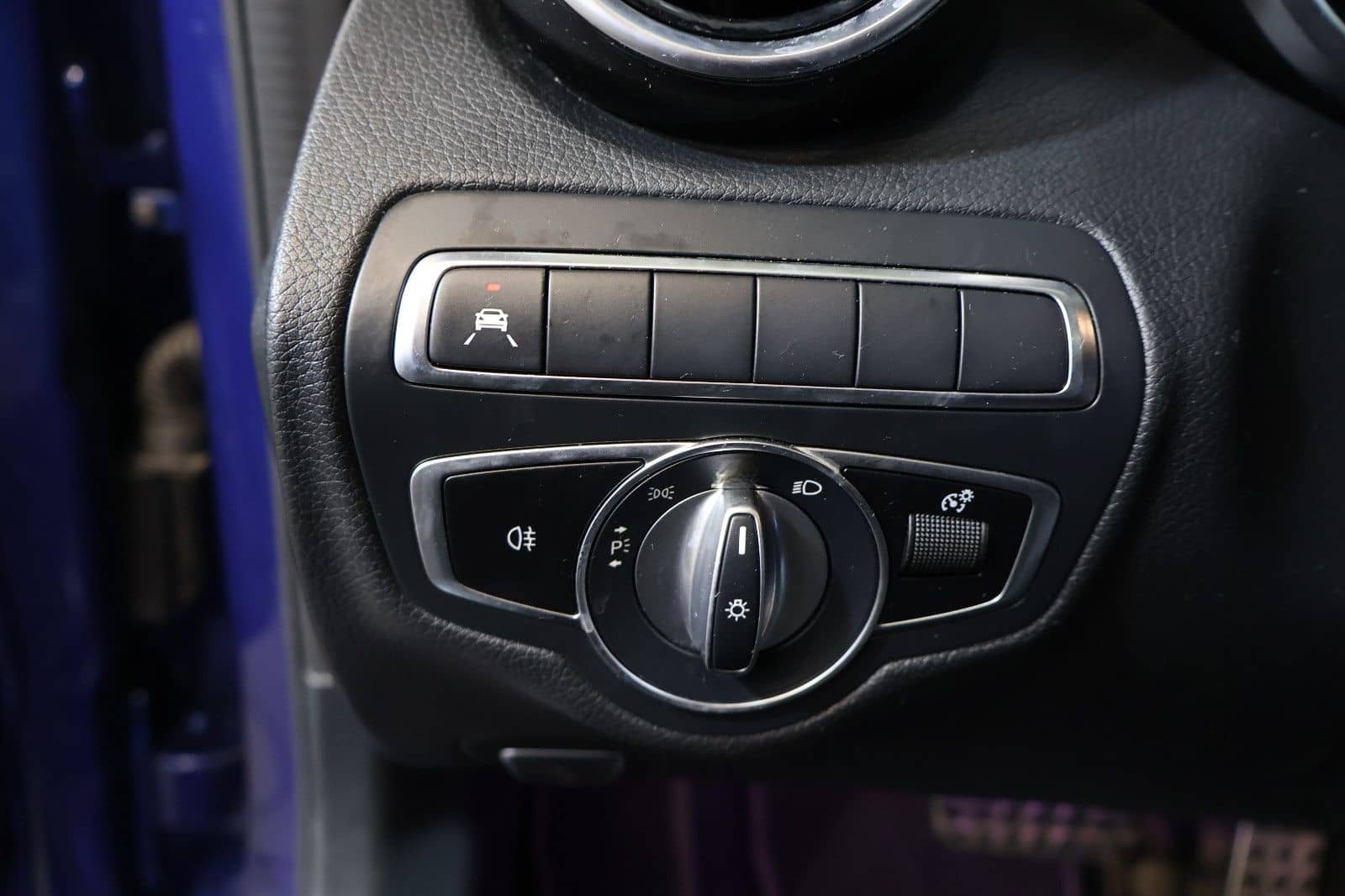 Mercedes-Benz C 300 T d AMG Line WIDE+DISTRONIC+LED+BURMESTER foto 9