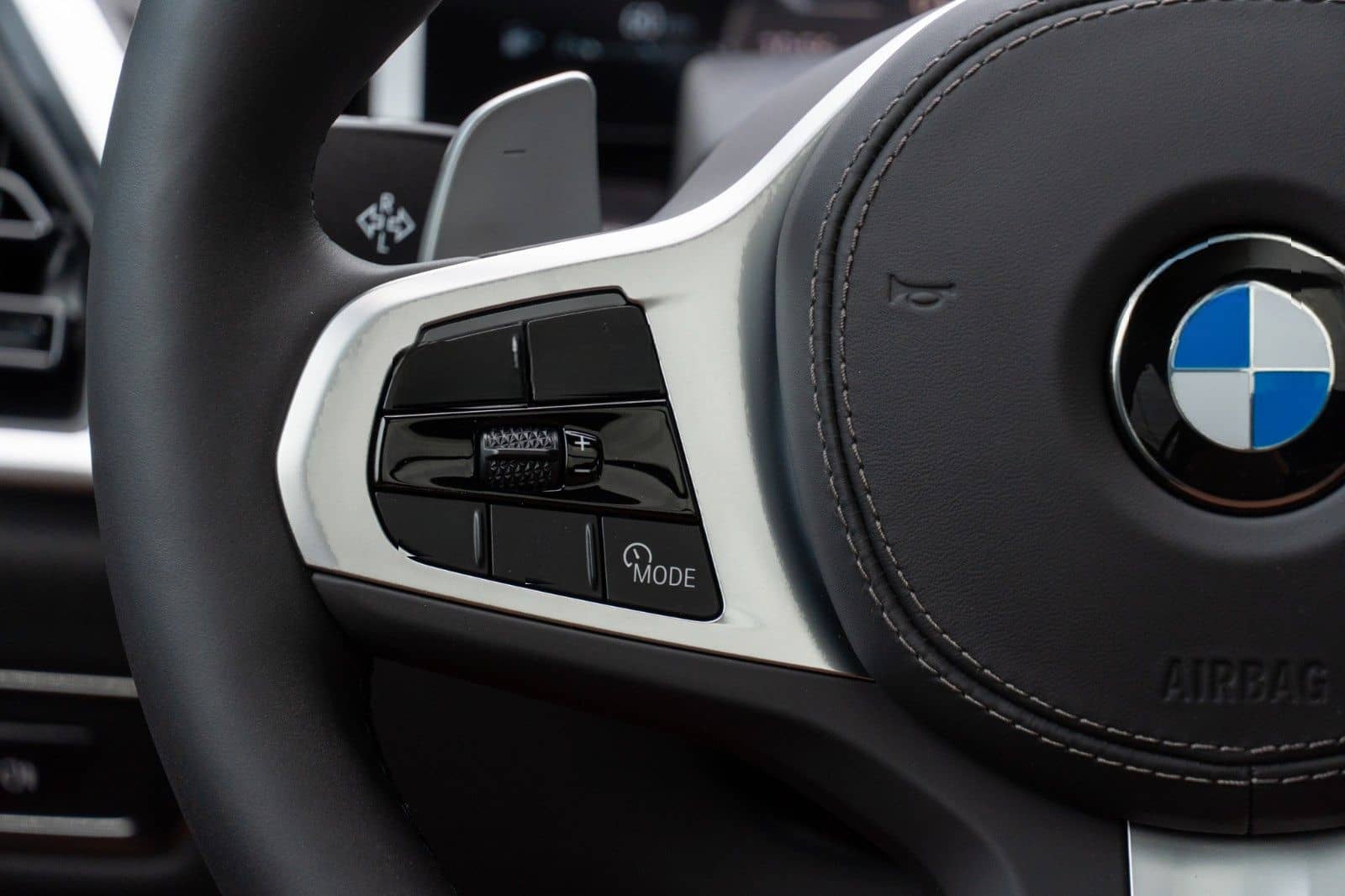 BMW X7 40d M SPORT.LUFTFE.SOFTC.PANO.360.AHK.5/100 foto 15