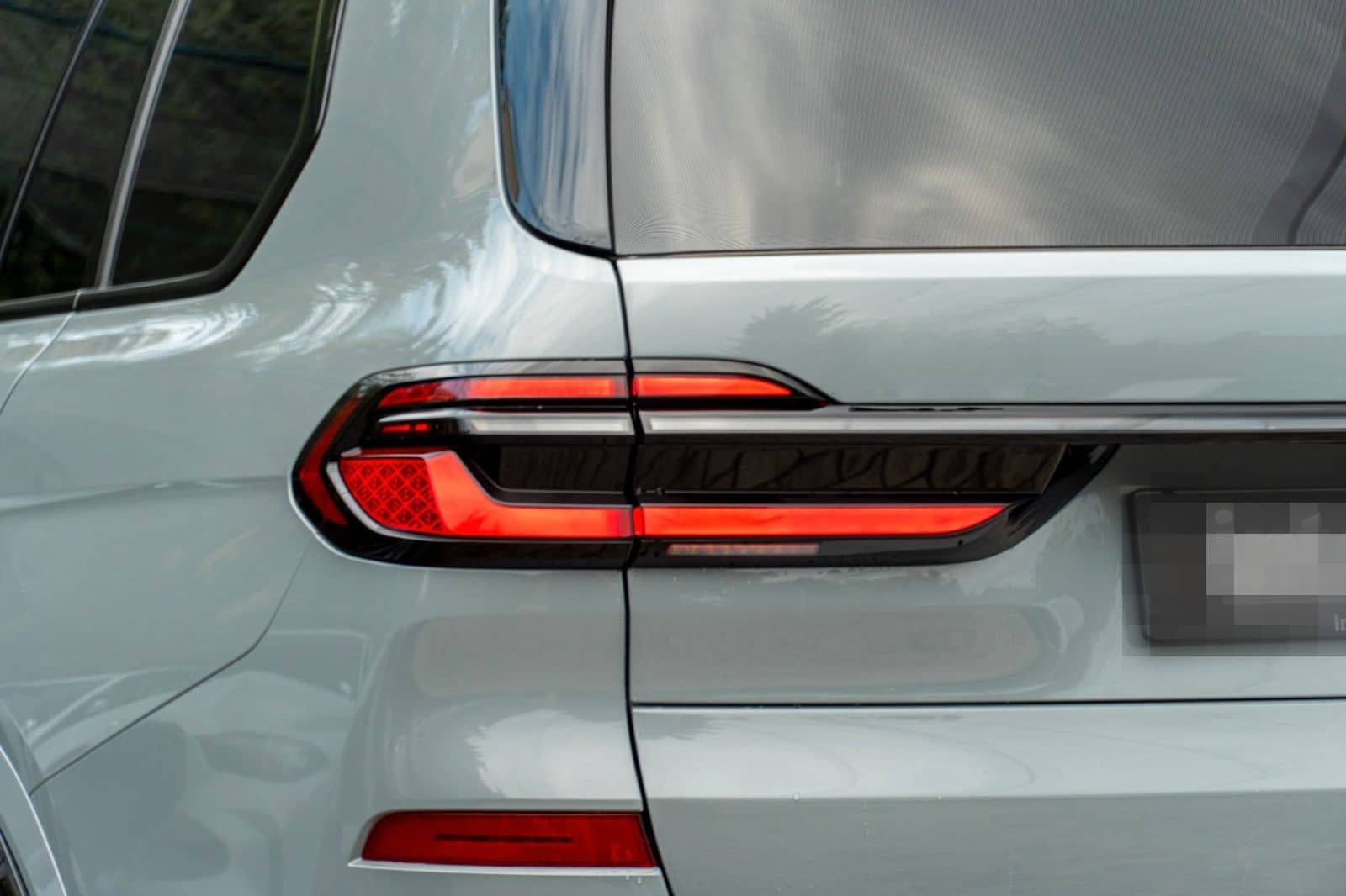 BMW X7 40d M SPORT.LUFTFE.SOFTC.PANO.360.AHK.5/100 foto 7