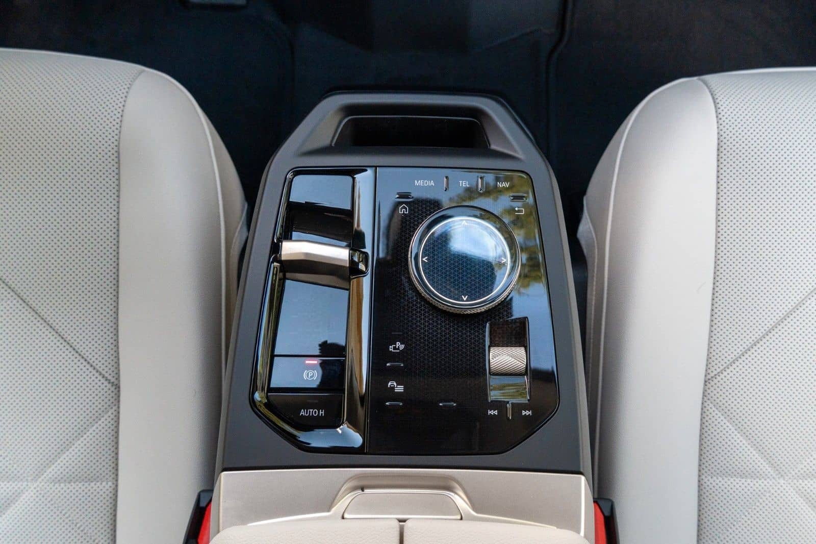 BMW iX 45 xDrive DR.ASS.PRO.H/K.LED.SHZ.LHZ.360°.23" foto 19